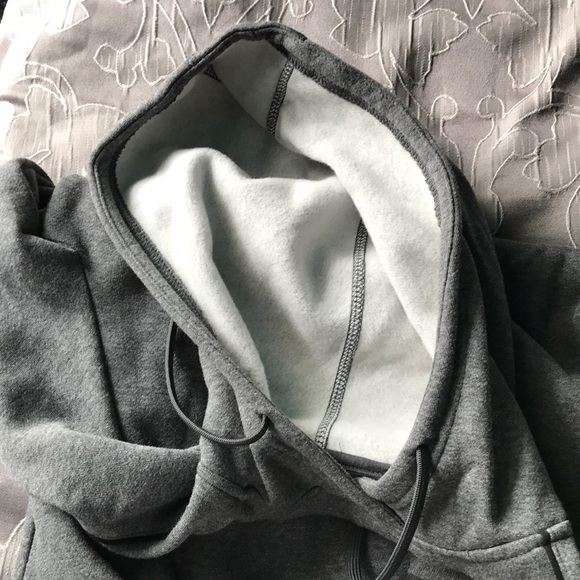 Adidas Hoodie NWT - Picture 2 of 5